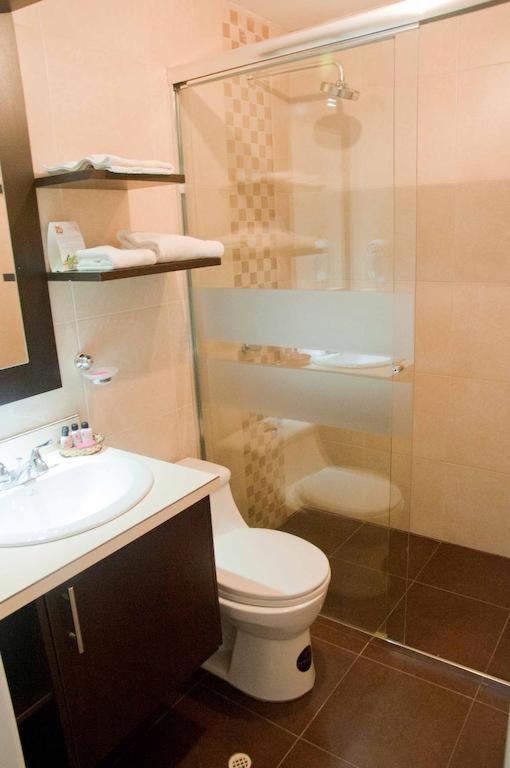 Aparthotel Walther Кито Экстерьер фото